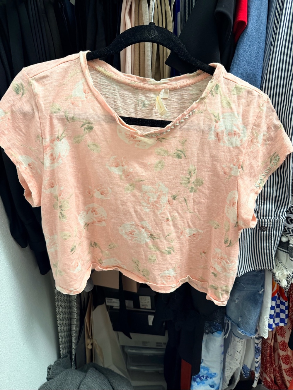 Love Shack Fancy woman’s Pink Floral Cropped Tee